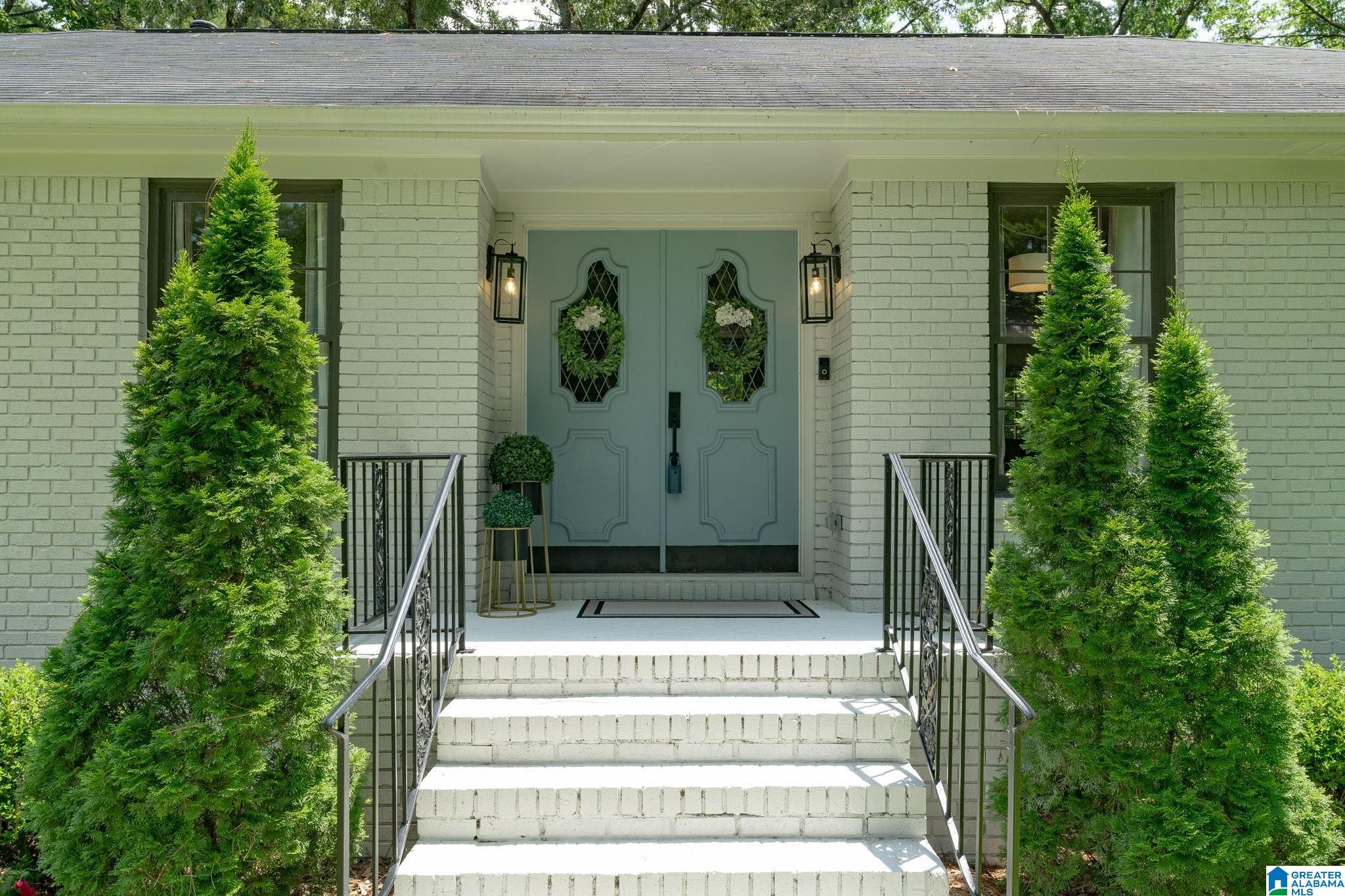 2519 Dolly Ridge Road Birmingham, AL 35243 - Photo 2 of 58