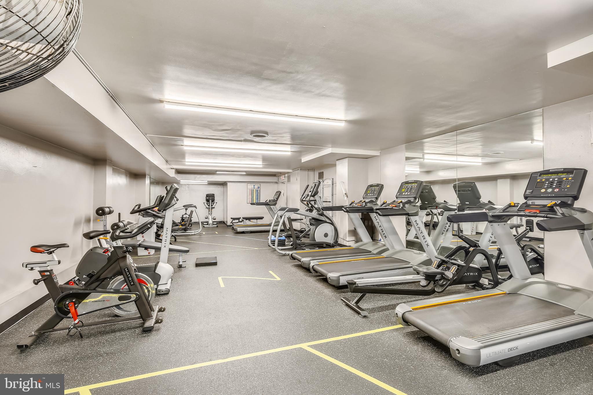 2939 Van Ness Street Northwest, Unit 630 Washington, DC 20008 - Photo 18 of 25 a view of a room with gym equipment