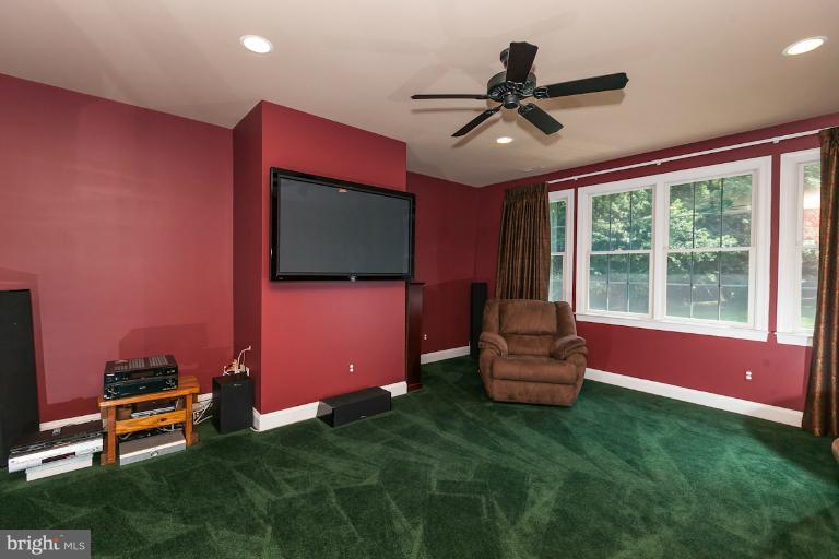 13763 Bottom Road Hydes, MD 21082 - Photo 21 of 30 Bedroom 4 with built in gas fireplace
