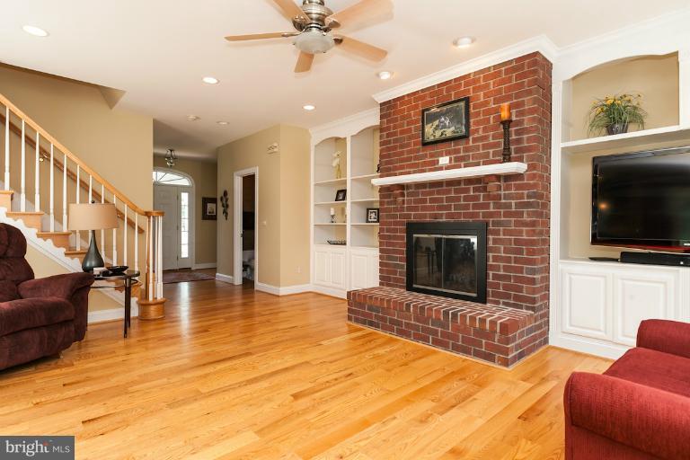 13763 Bottom Road Hydes, MD 21082 - Photo 27 of 30 Includes wood burning fireplace & custom built ins