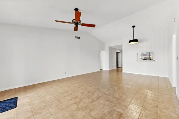 $3,000 | 8515 Lakepoint Court, Lake Worth, FL 33467