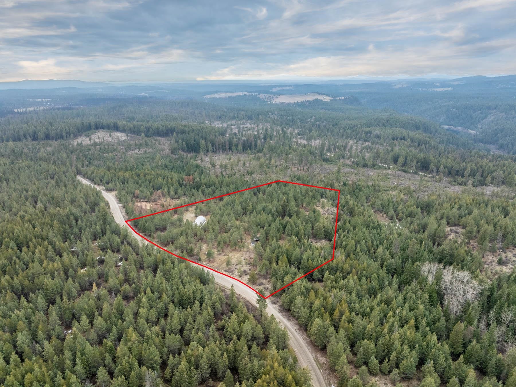 721 Thompson Road Elk, WA 99009 - Photo 6 of 15 Gallery Image 6