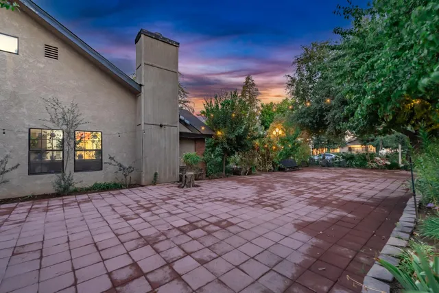 $783,000 | 1582 West San Jose Avenue, Fresno, CA 93711