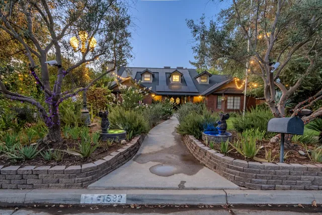 $783,000 | 1582 West San Jose Avenue, Fresno, CA 93711