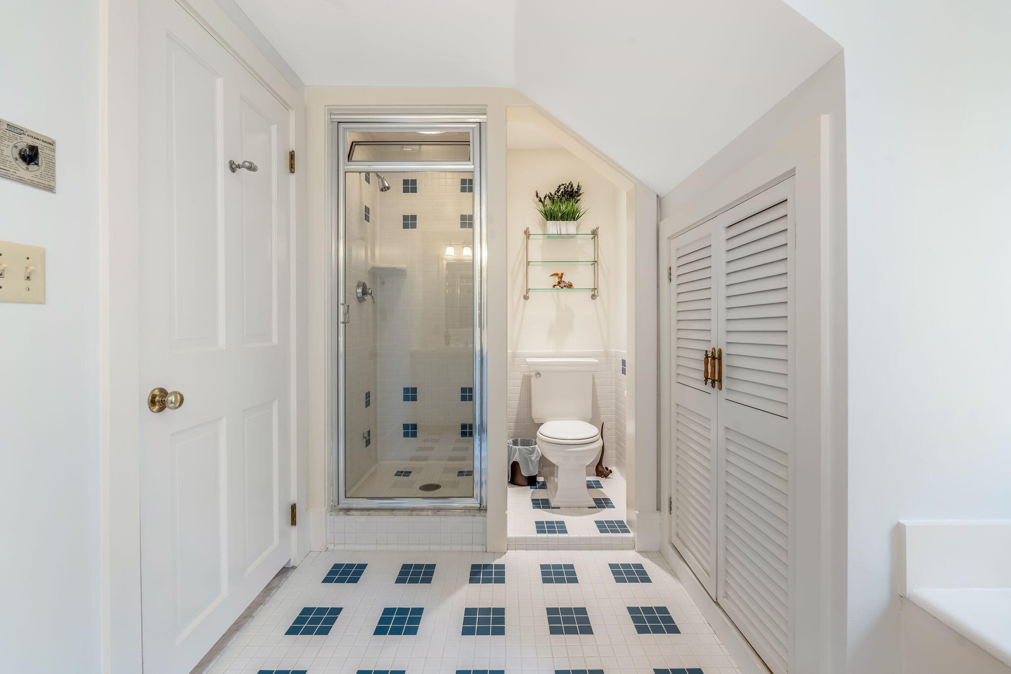31 Harbor Road Brooksville, ME 04617 - Photo 95 of 126 Full Bathroom Adjacent to BDRM 3