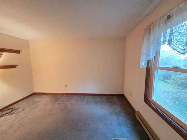 $475,000 | 21 Evenchance Road, Enfield, NH 03748