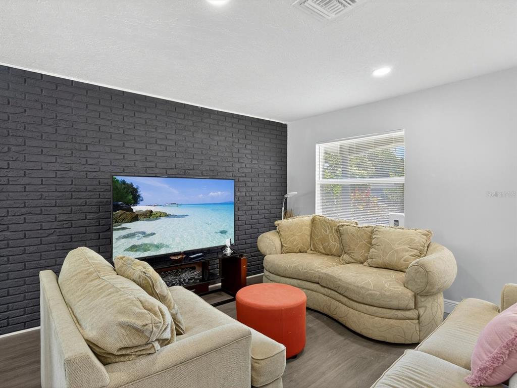 2189 Sussex Road Winter Park, FL 32792 - Photo 17 of 51