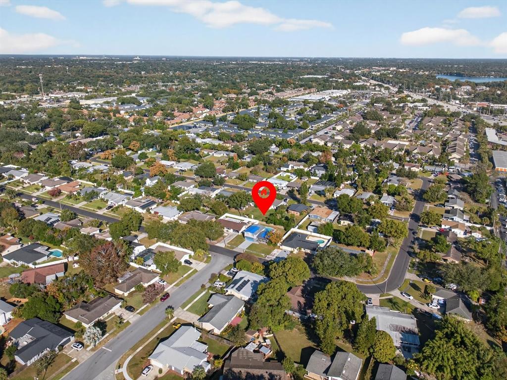 2189 Sussex Road Winter Park, FL 32792 - Photo 8 of 51