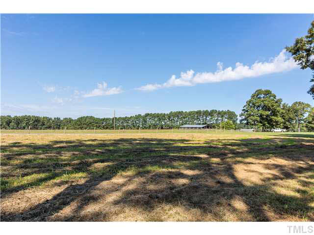 1112 Steel Bridge Road Clayton, NC 27520 - Photo 8 of 20 Gallery Image 8