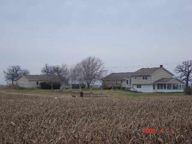 1404 West Cruger Road Washington, IL 61571 - Photo 3 of 8 Gallery Image 3