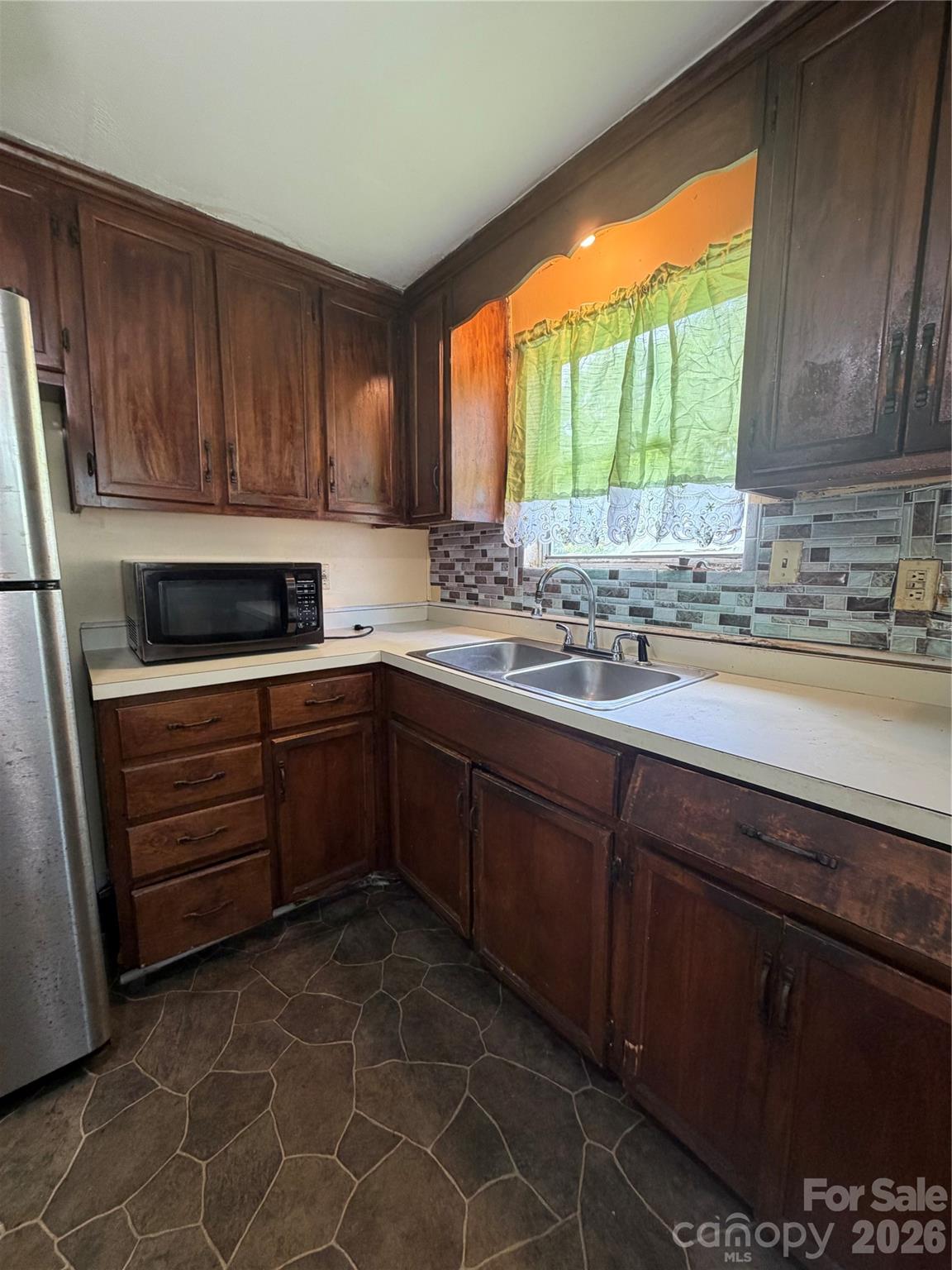 133 Mill Street Chester, SC 29706 - Photo 4 of 27