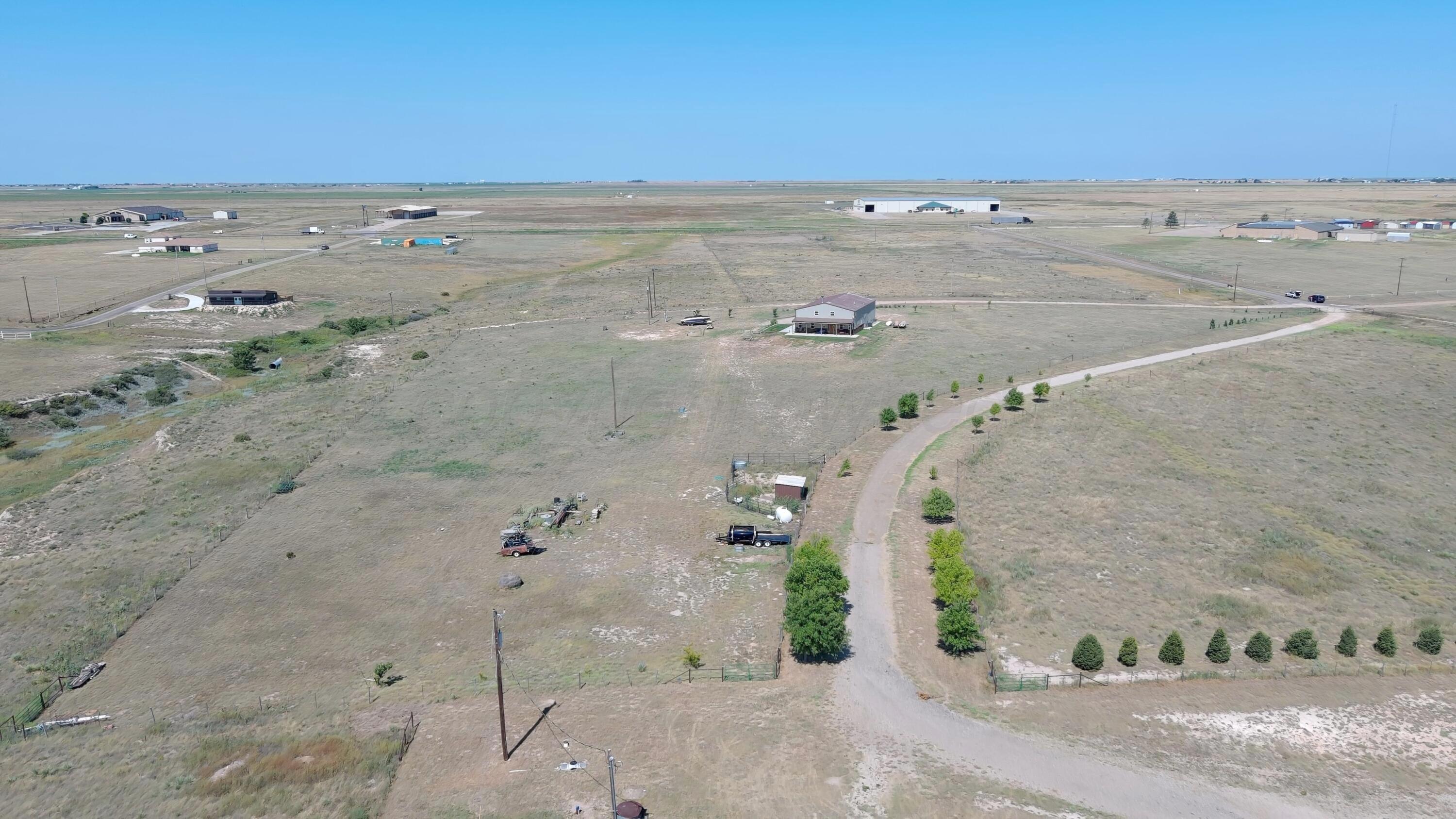 6106 Hood Road Dumas, TX 79029 - Photo 6 of 27 1 (2)