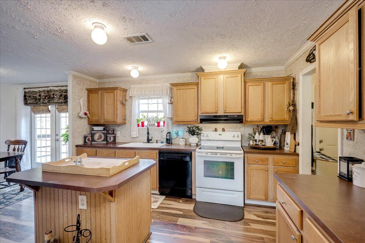 1146 Blount Chapel Road Waynesboro, GA 30830 - Photo 9 of 35 11-012-