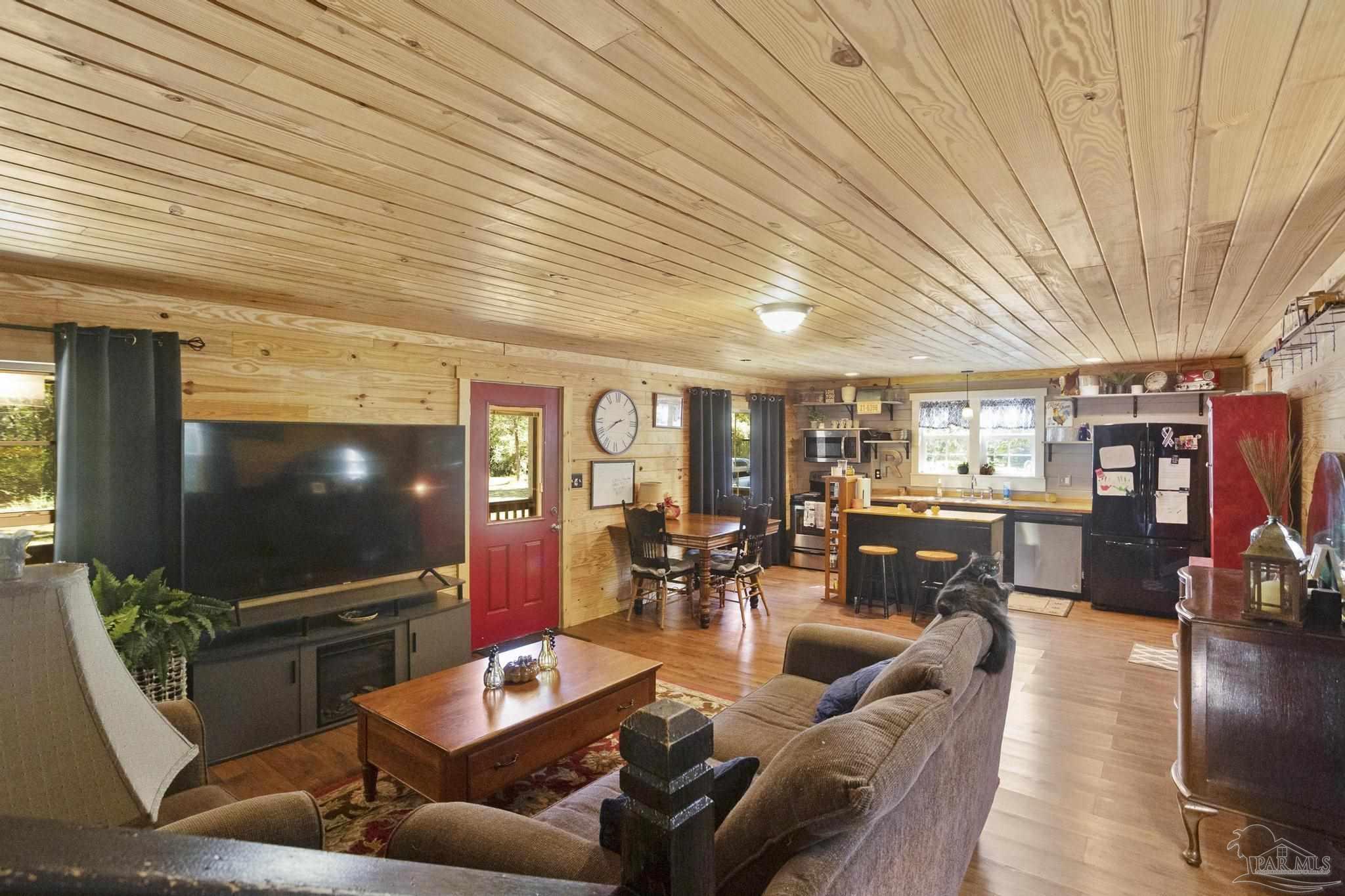 7490 Walther Road Milton, FL 32570 - Photo 8 of 47 Gallery Image 8