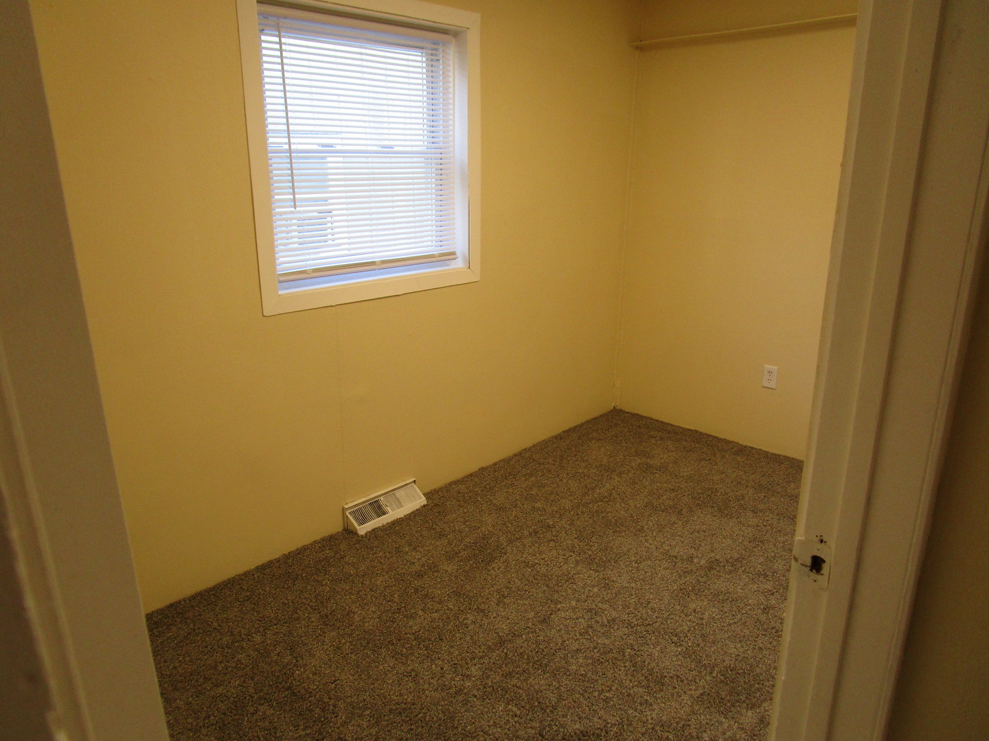 108 South State Street Poplar Grove, IL 61065 - Photo 10 of 10