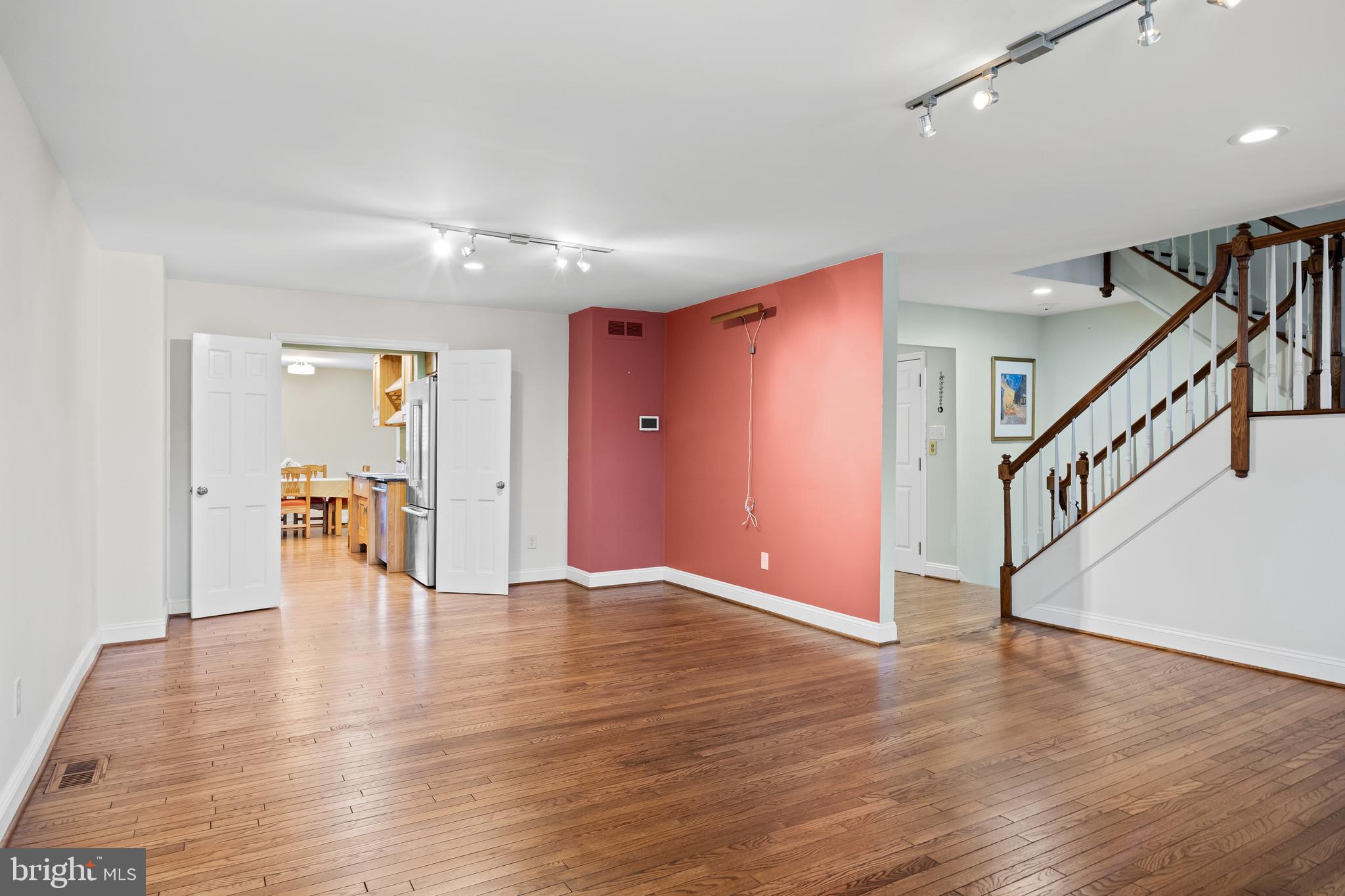 129 Plum Street Moorestown, NJ 08057 - Photo 13 of 46