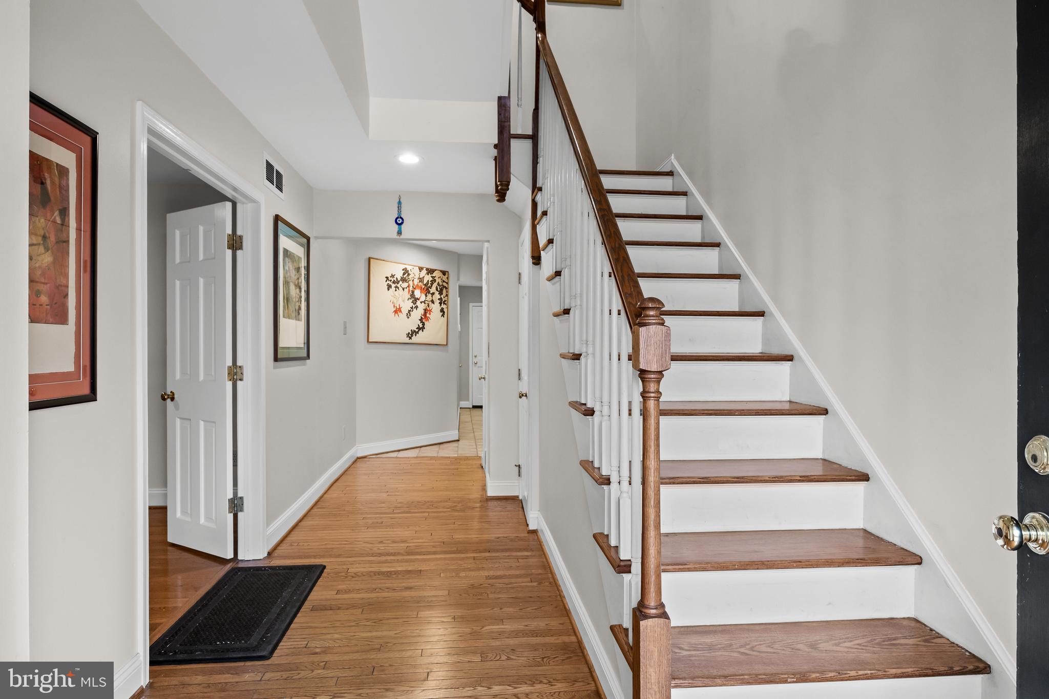 129 Plum Street Moorestown, NJ 08057 - Photo 2 of 46