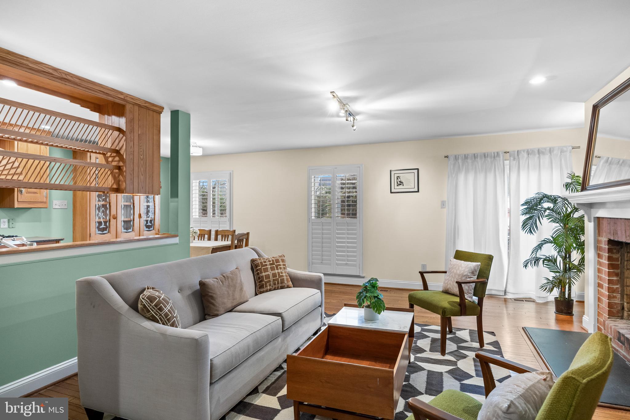129 Plum Street Moorestown, NJ 08057 - Photo 24 of 46