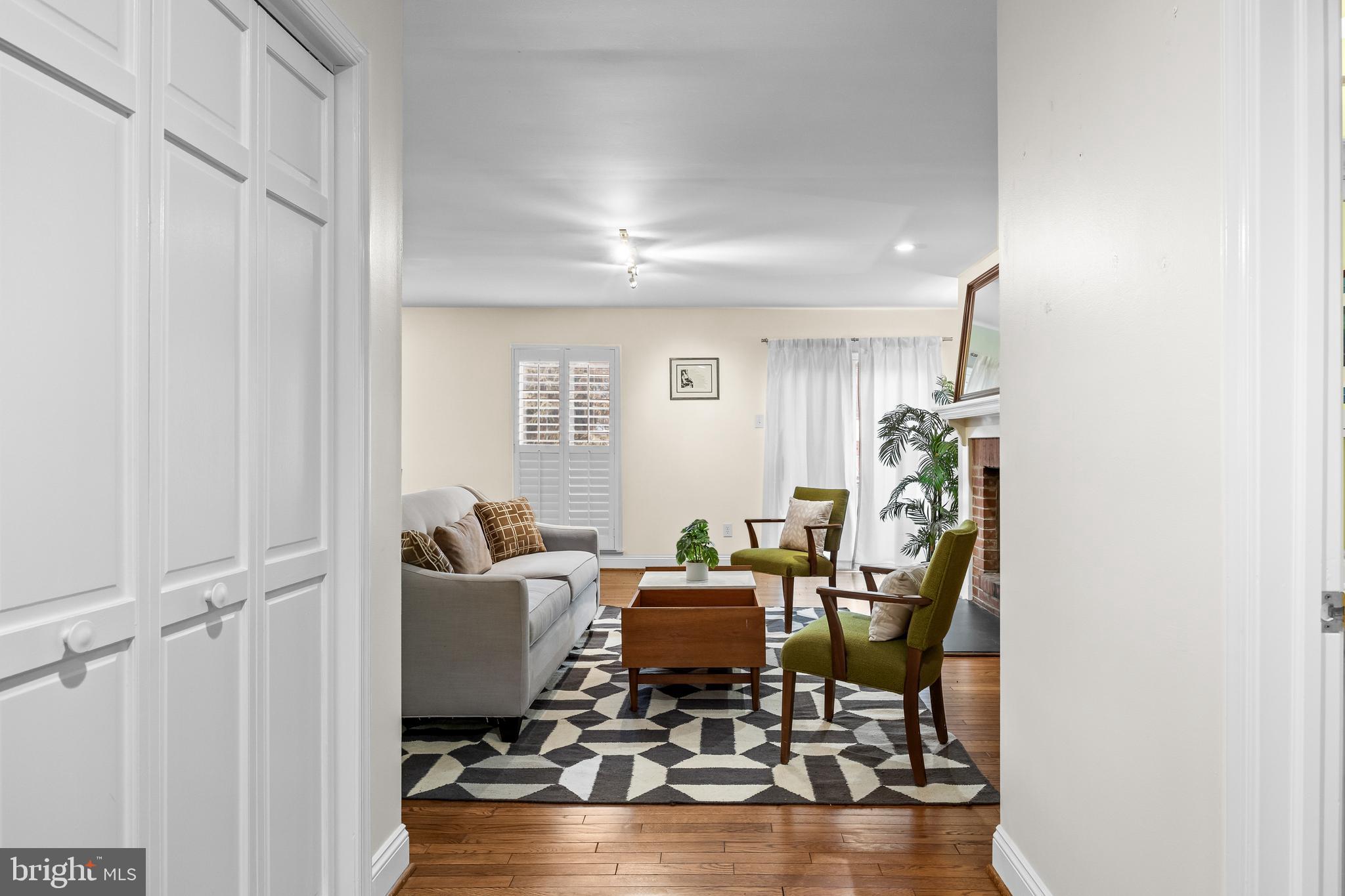129 Plum Street Moorestown, NJ 08057 - Photo 26 of 46