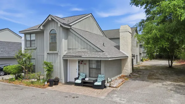 $469,900 | 717 41st Avenue South, North Myrtle Beach, SC 29582