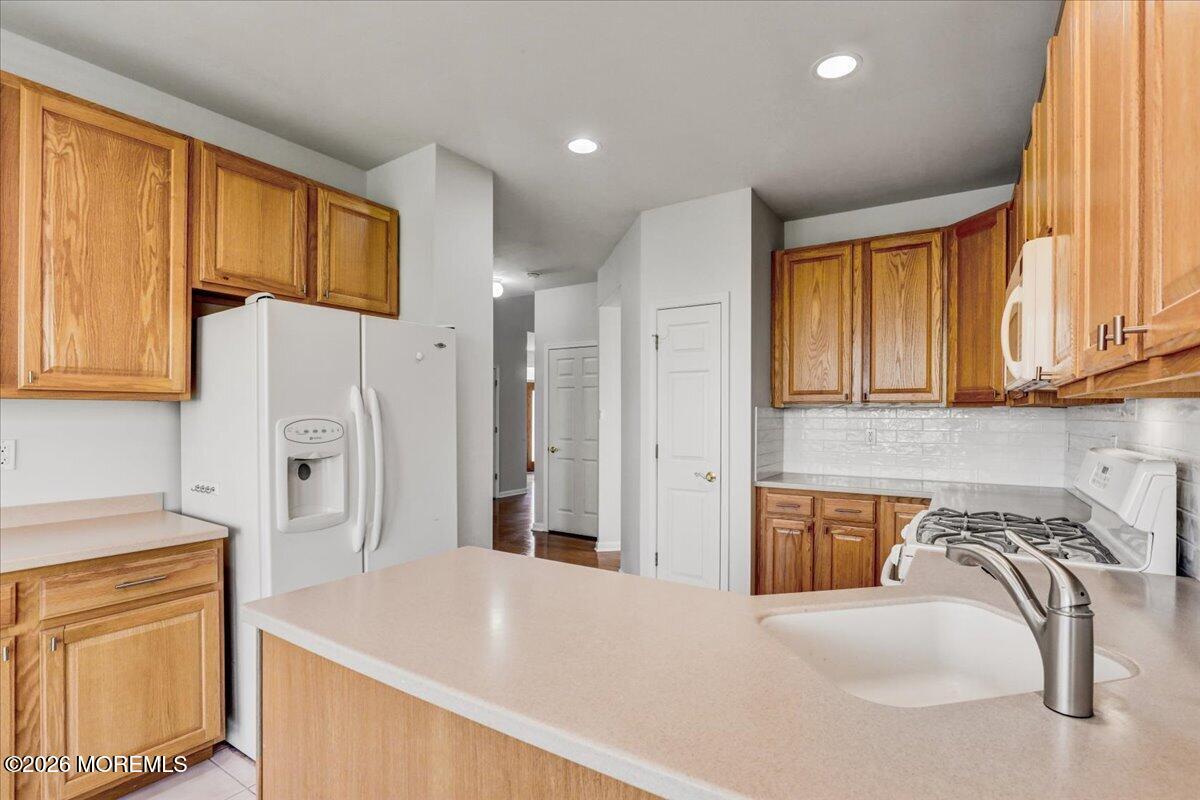 3 Vancleve Road Manalapan, NJ 07726 - Photo 18 of 56 23-Kitchen