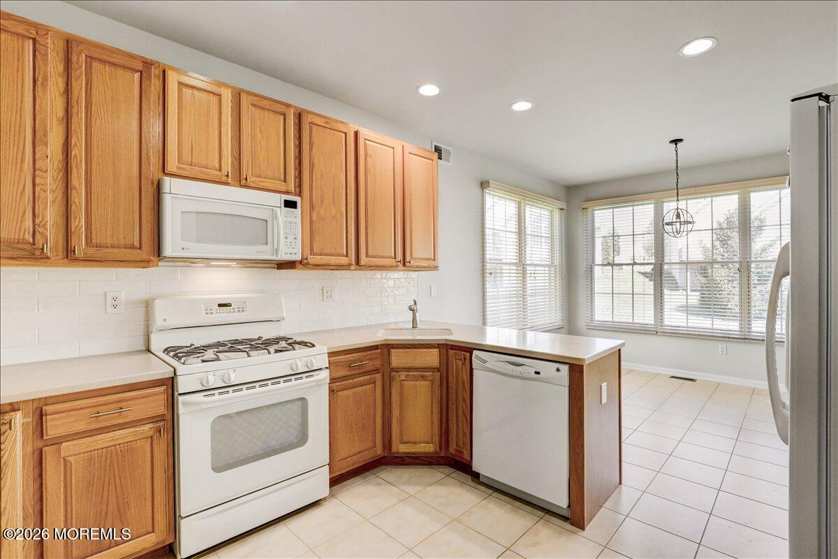 3 Vancleve Road Manalapan, NJ 07726 - Photo 19 of 56 24-Kitchen