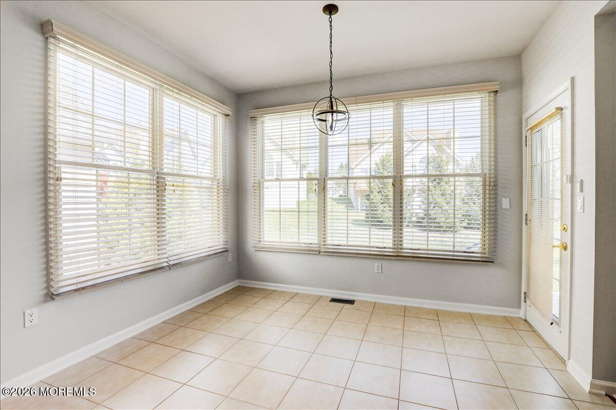 3 Vancleve Road Manalapan, NJ 07726 - Photo 20 of 56 25-Breakfast Area