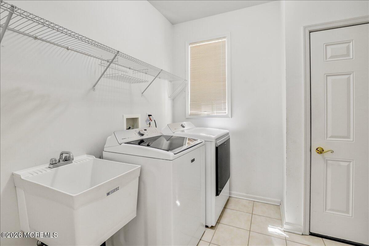 3 Vancleve Road Manalapan, NJ 07726 - Photo 28 of 56 33-Laundry