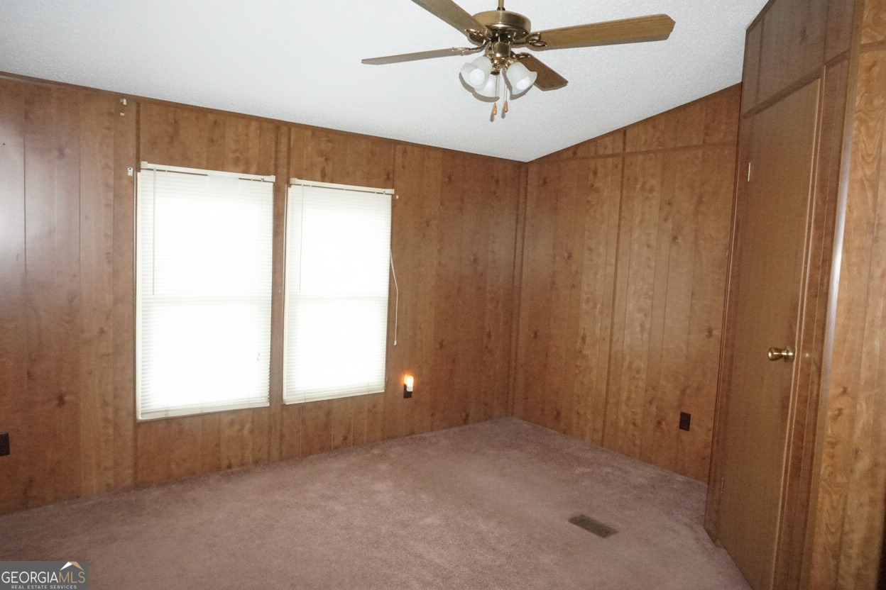 138 Omer Bond Road Royston, GA 30662 - Photo 4 of 17