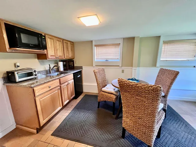 $67,000 | 7 North Delavan Avenue, Unit MEMORIAL DAY LABOR DAY, Margate City, NJ 08402