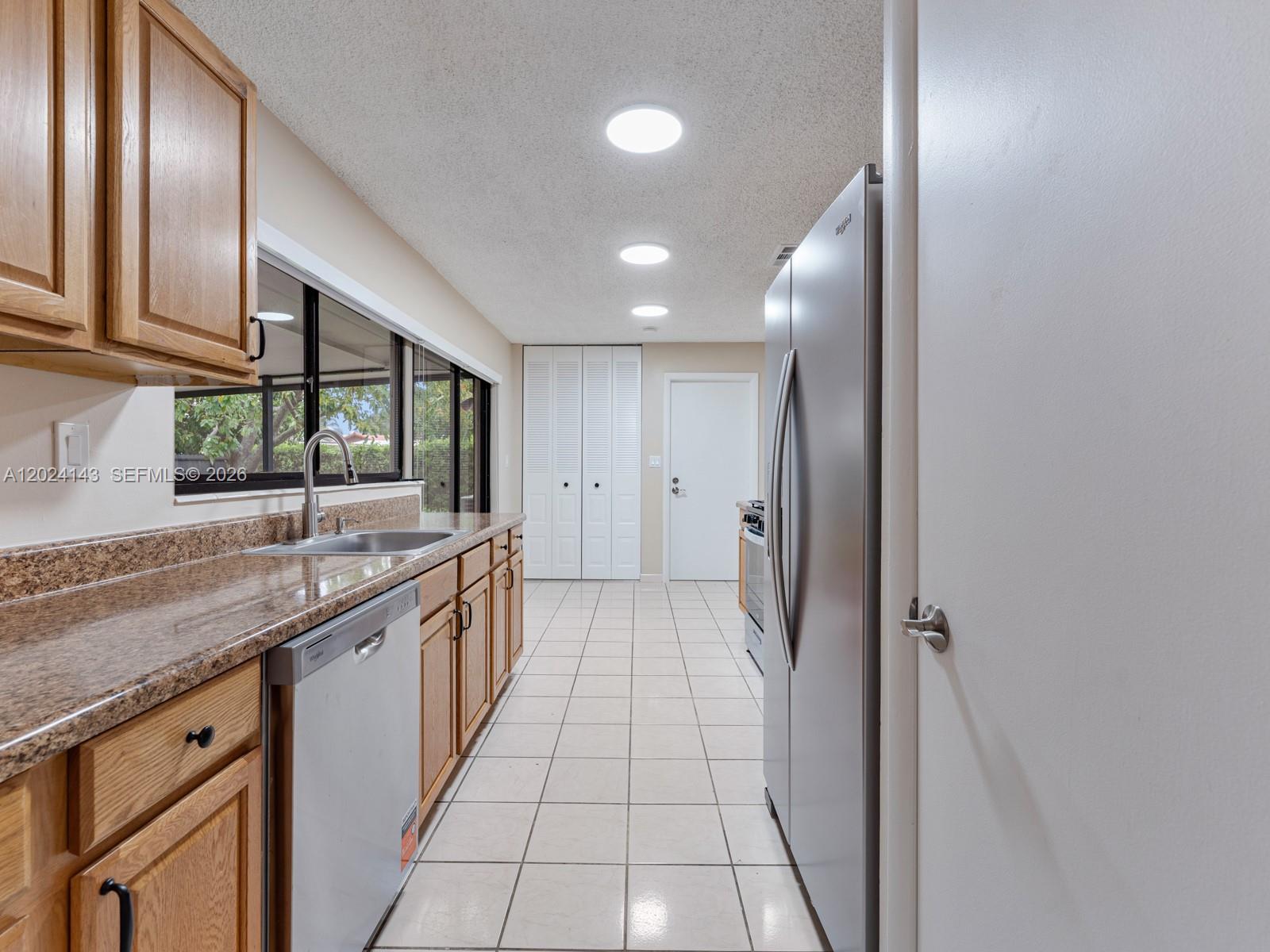 13360 Southwest 46th Street Miami, FL 33175 - Photo 8 of 39