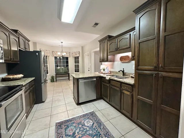 $399,901 | 1406 Koby Lane, Hernando, MS 38632