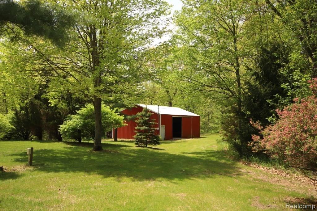 7330 Richardson Road Howell, MI 48843 - Photo 42 of 45 IMG_2315 (Custom).jpg
