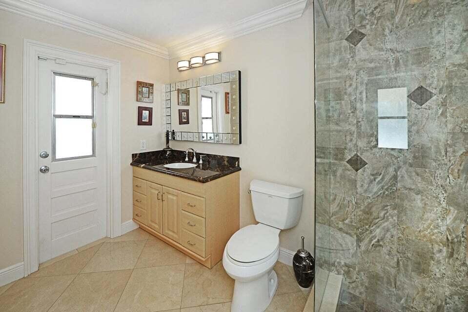 885 Northeast Mulberry Drive Boca Raton, FL 33487 - Photo 14 of 29 885 NE Mulberry Bath 3