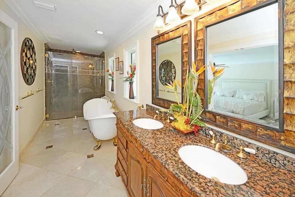 885 Northeast Mulberry Drive Boca Raton, FL 33487 - Photo 16 of 29 885 NE Mulberry Master Bath