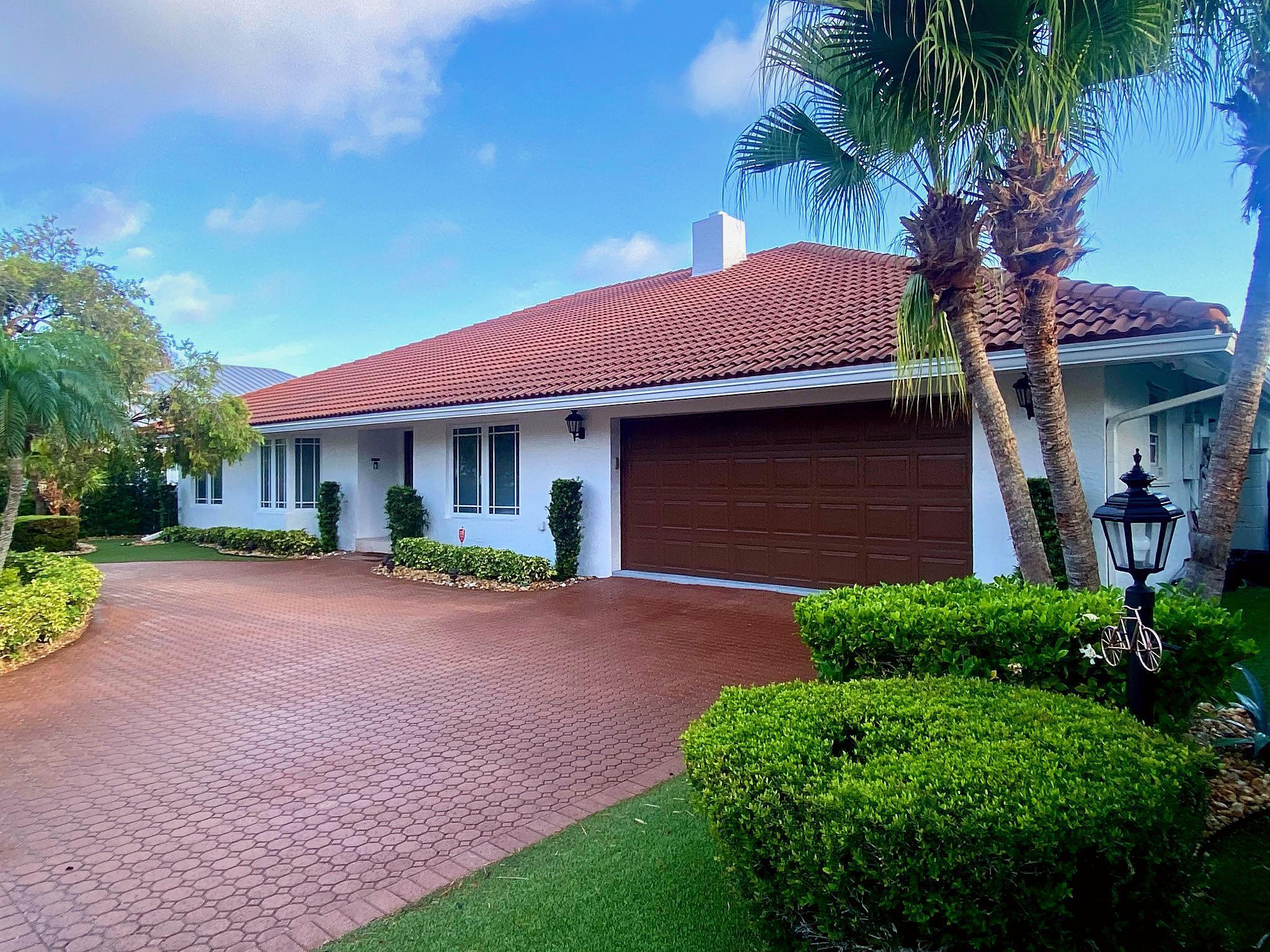 885 Northeast Mulberry Drive Boca Raton, FL 33487 - Photo 2 of 29 8