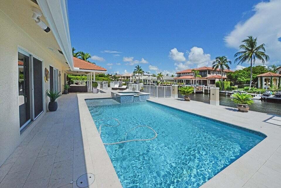 885 Northeast Mulberry Drive Boca Raton, FL 33487 - Photo 22 of 29 885 NE Mulberry Pool