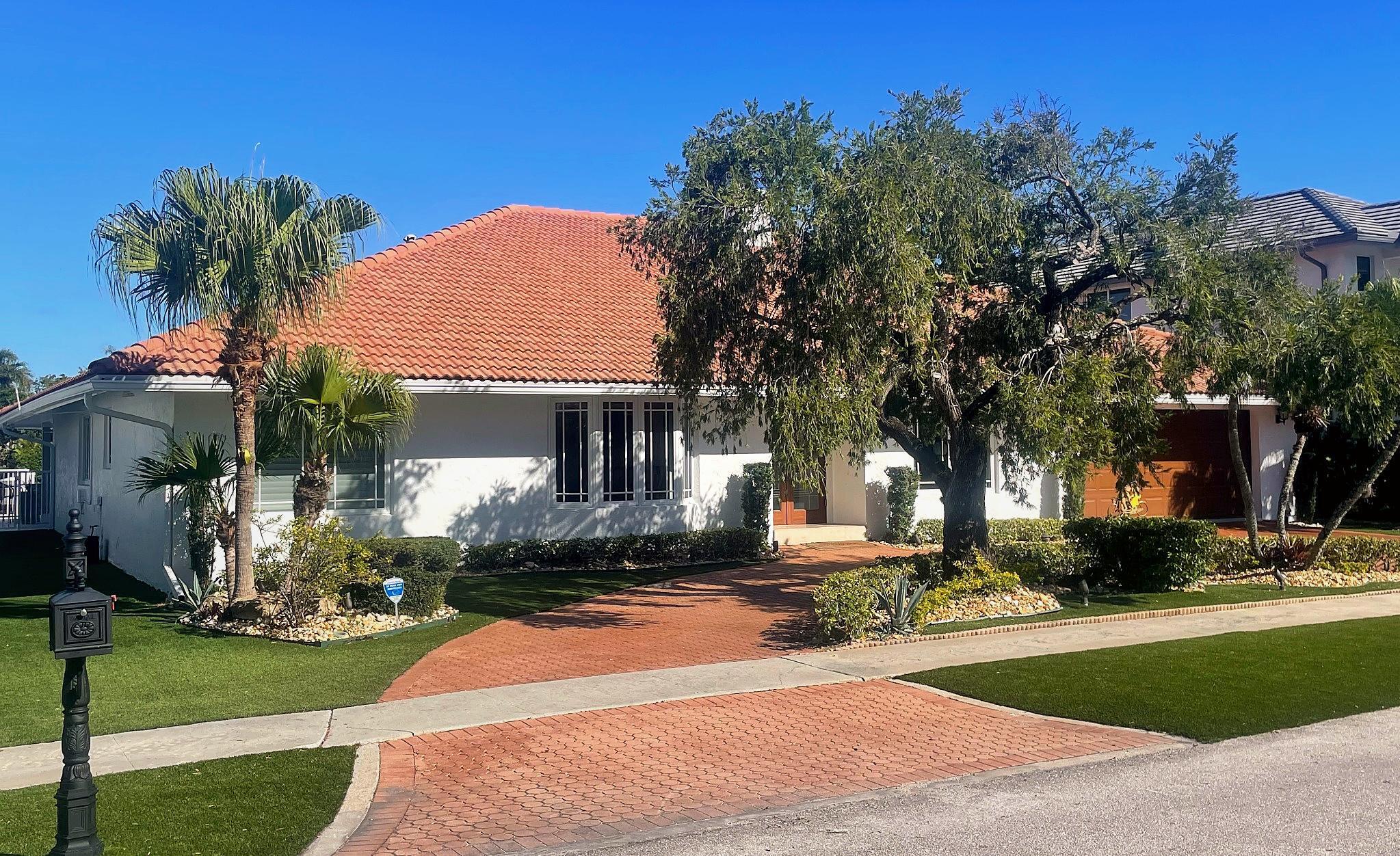 885 Northeast Mulberry Drive Boca Raton, FL 33487 - Photo 3 of 29 4