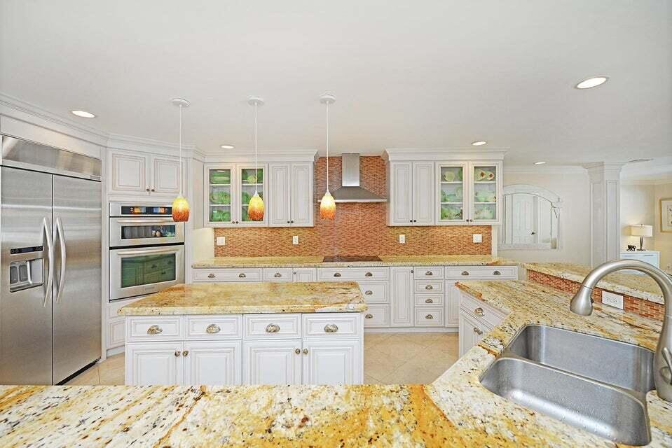 885 Northeast Mulberry Drive Boca Raton, FL 33487 - Photo 4 of 29 885 NE Mulberry Kitchen 1