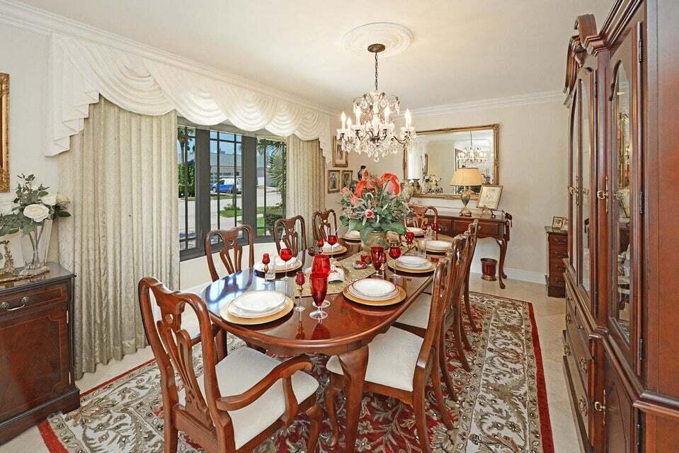 885 Northeast Mulberry Drive Boca Raton, FL 33487 - Photo 7 of 29 885 NE Mulberry Dining Room
