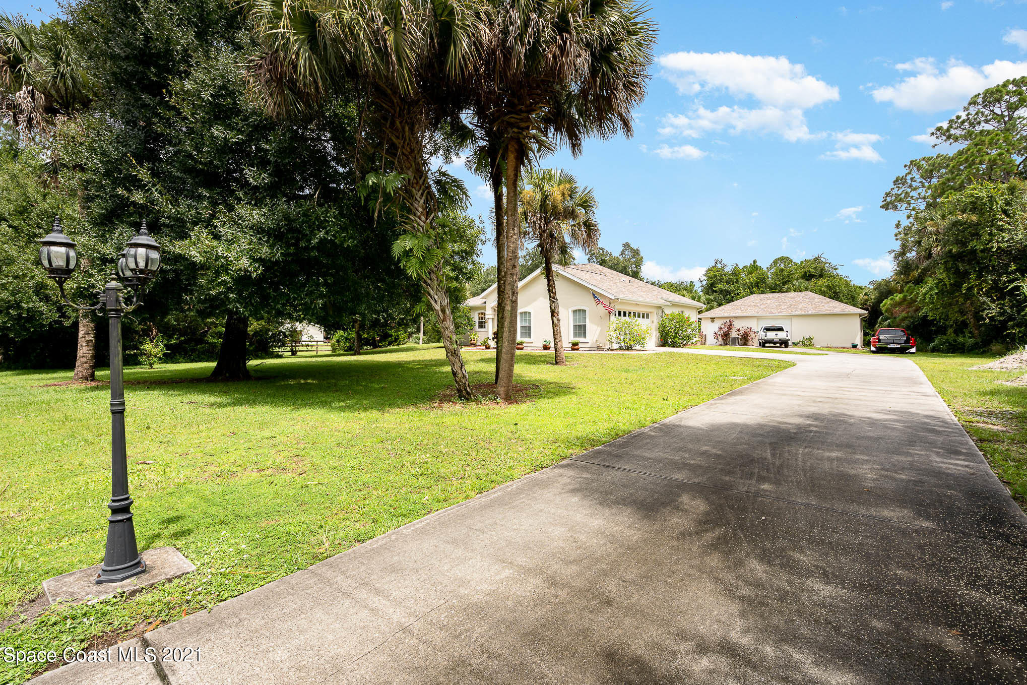 5080 Craig Road Cocoa, FL 32926 - Photo 27 of 41 a view of a park with large trees
