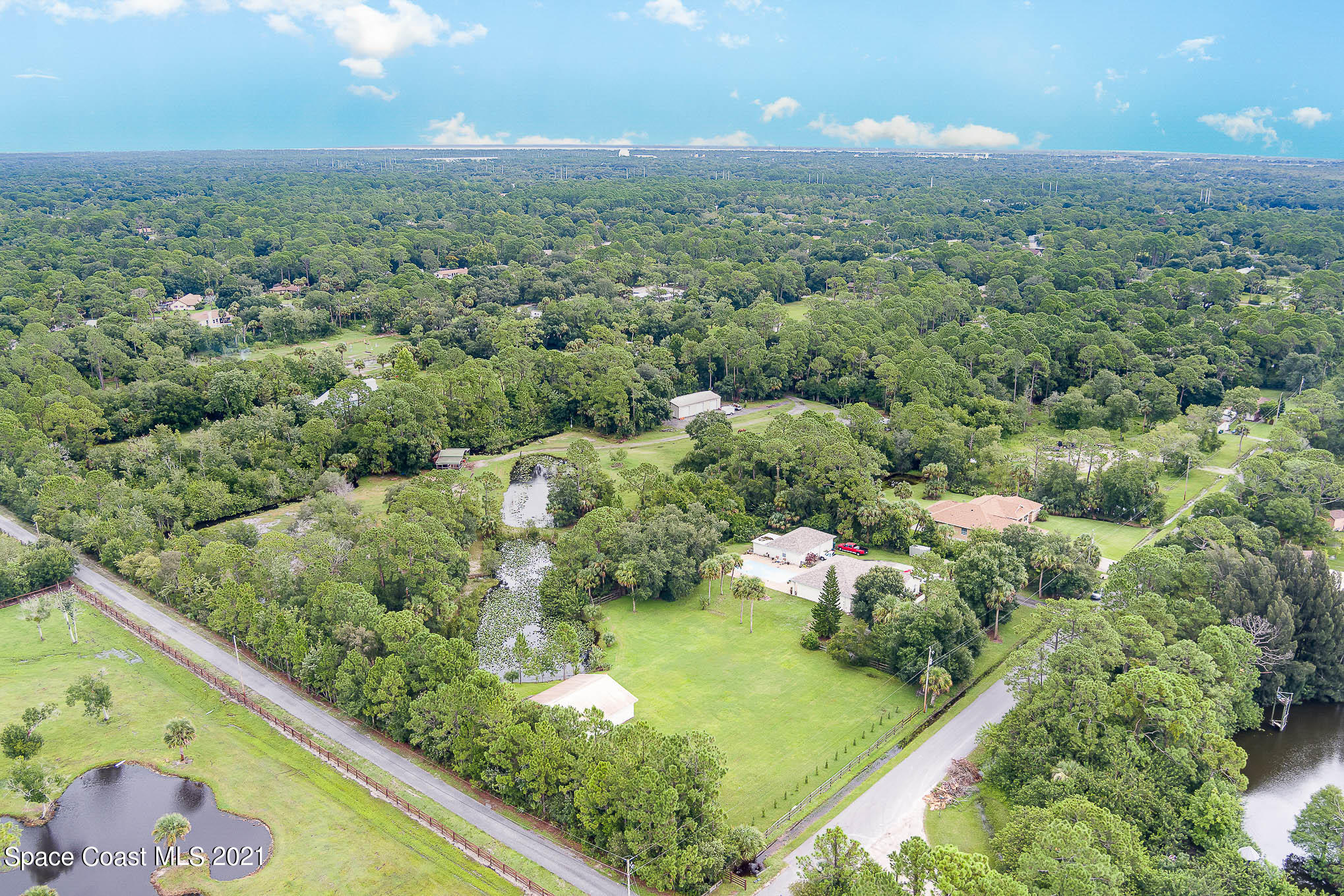 5080 Craig Road Cocoa, FL 32926 - Photo 37 of 41 a view of a garden from a balcony