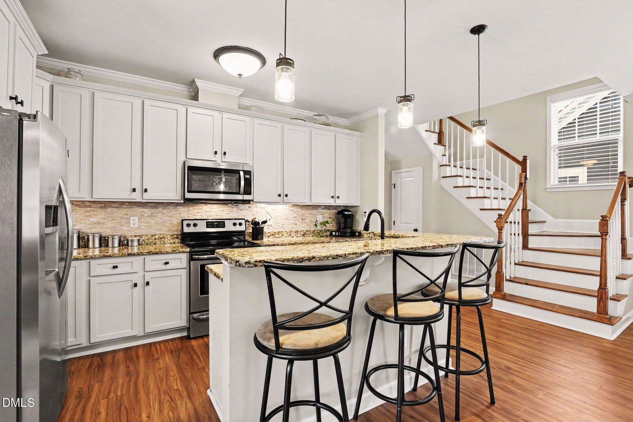 1136 South State Street Raleigh, NC 27601 - Photo 8 of 29 007_file_2048