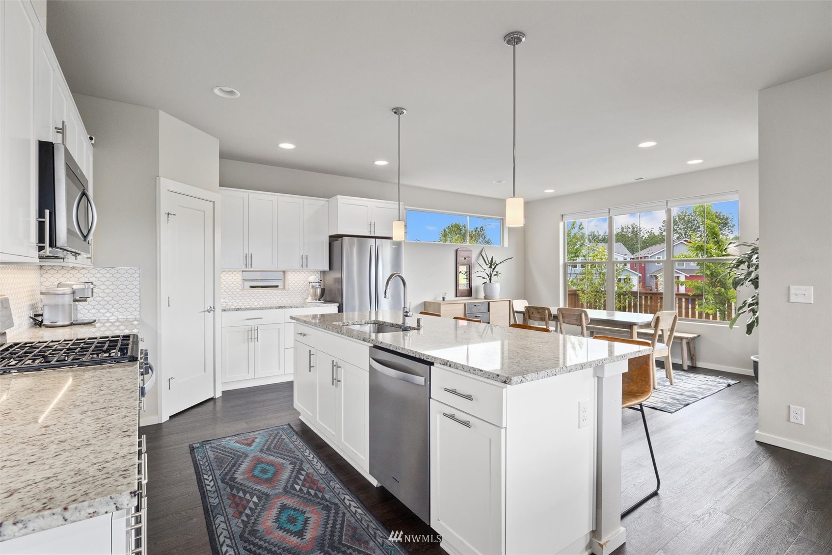 225 Southwest 96th Lane Seattle, WA 98106 - Photo 13 of 40 Gallery Image 13