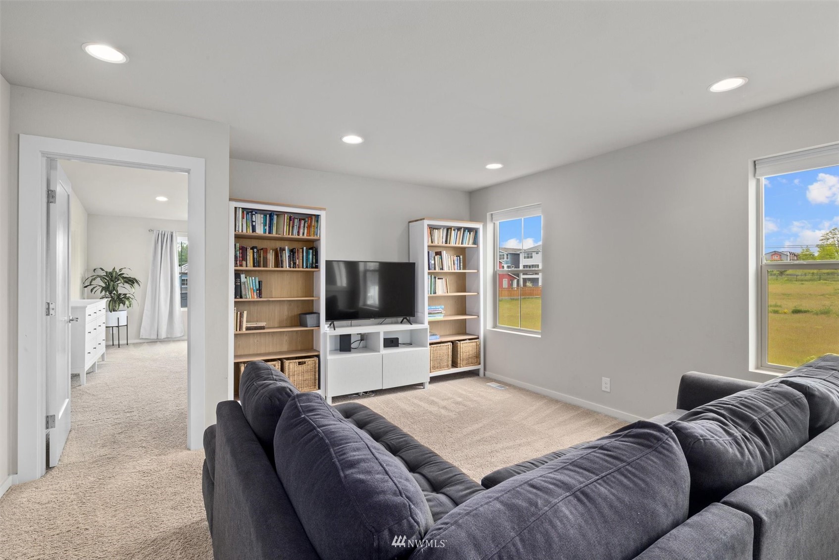 225 Southwest 96th Lane Seattle, WA 98106 - Photo 18 of 40 Gallery Image 18