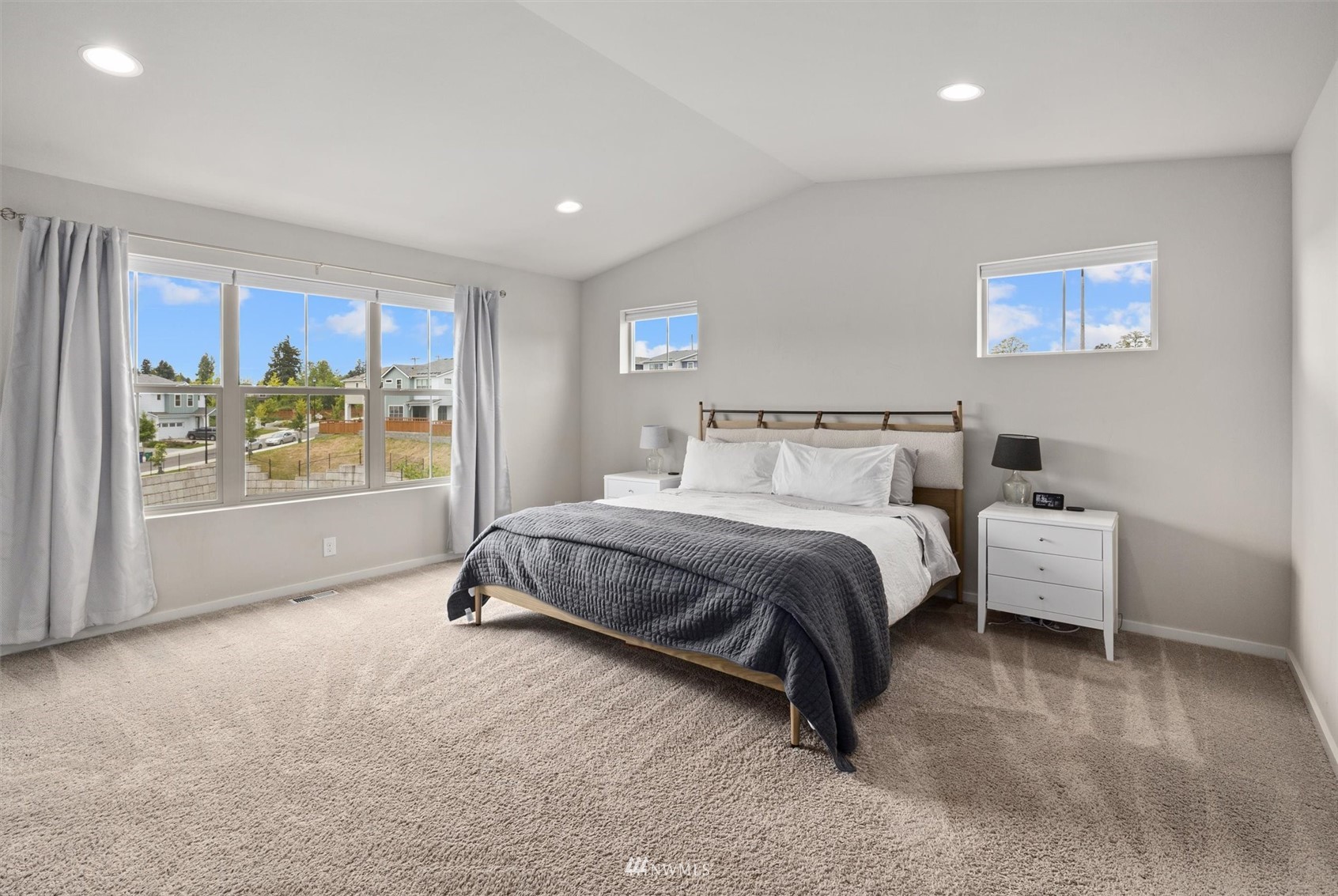 225 Southwest 96th Lane Seattle, WA 98106 - Photo 24 of 40 Gallery Image 24