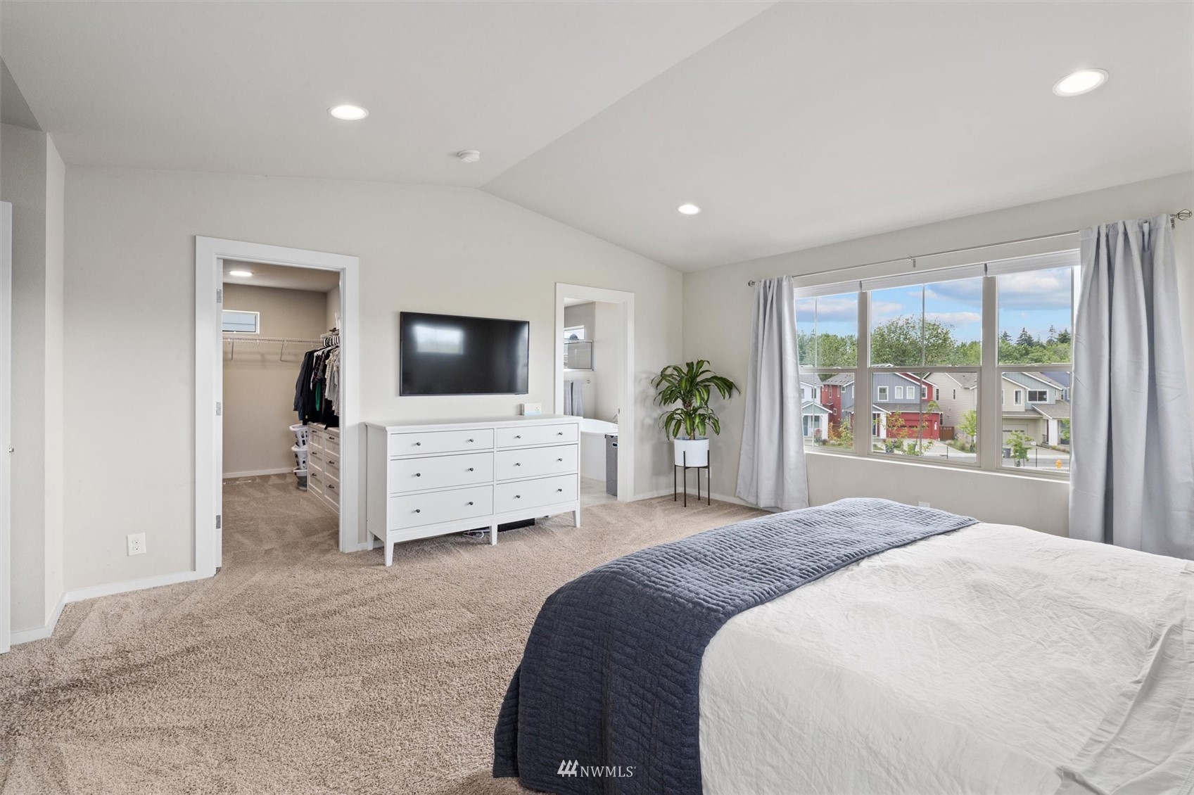 225 Southwest 96th Lane Seattle, WA 98106 - Photo 25 of 40 Gallery Image 25