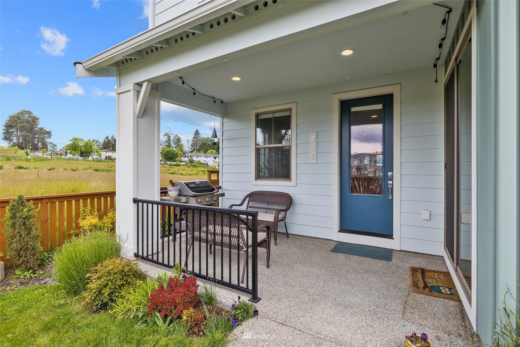 225 Southwest 96th Lane Seattle, WA 98106 - Photo 35 of 40 Gallery Image 35