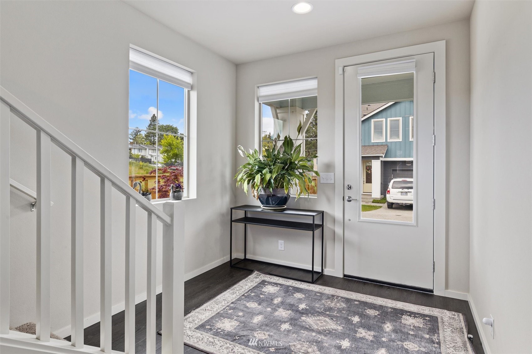 225 Southwest 96th Lane Seattle, WA 98106 - Photo 5 of 40 Gallery Image 5