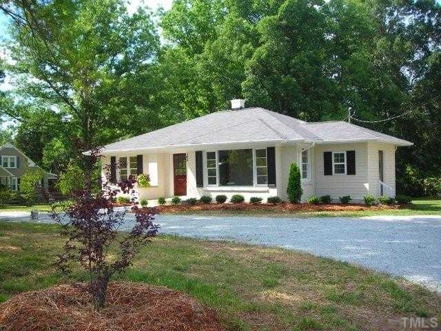 975 Oxford Road Roxboro, NC 27573 - Photo 2 of 9